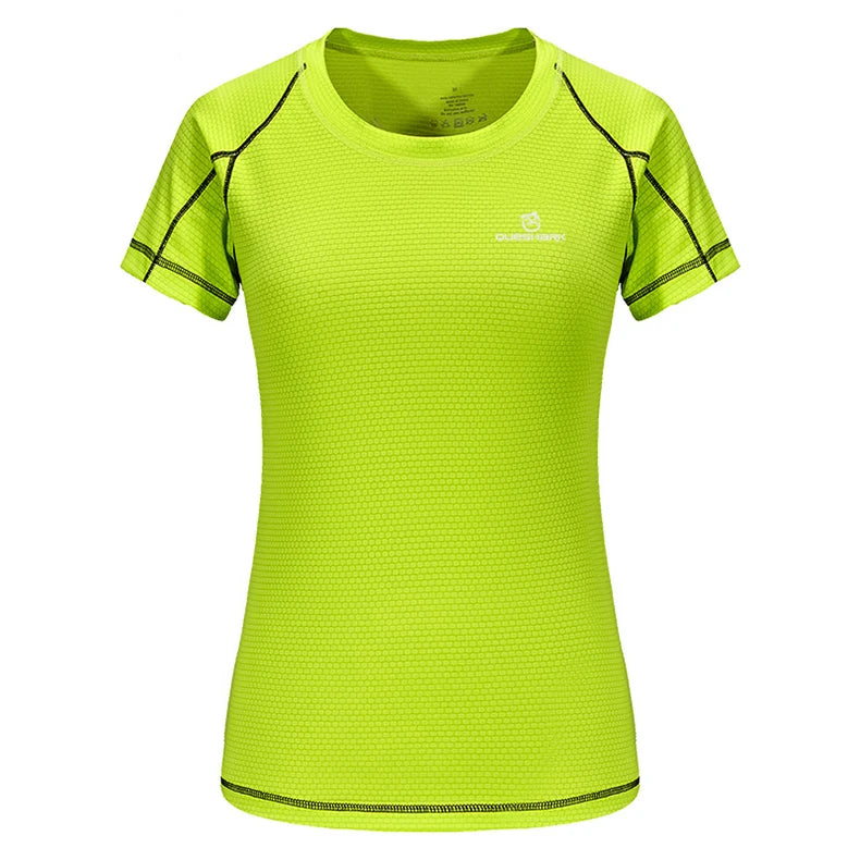 QUESHARK Women’s Quick Dry Sports T-Shirt